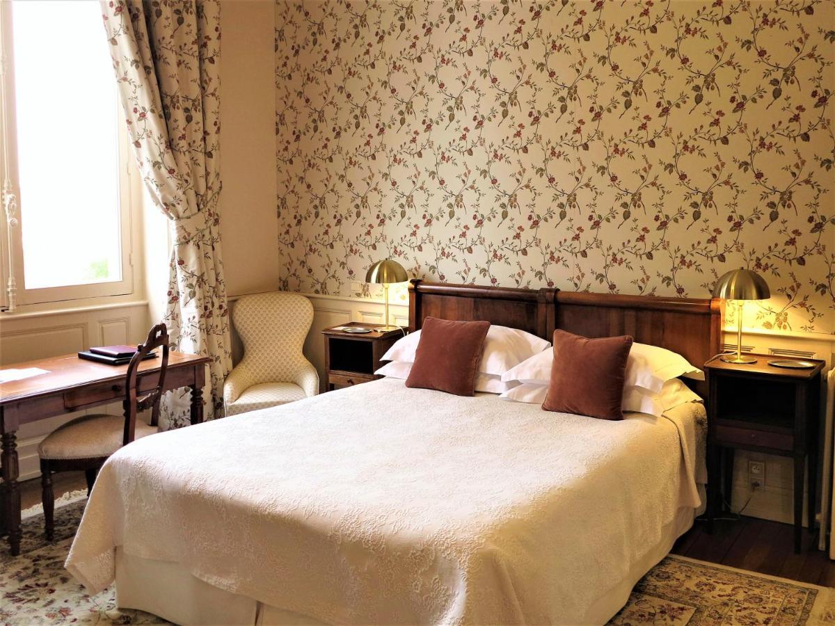 Hotel Chateau De Verrieres & Spa ソミュール エクステリア 写真