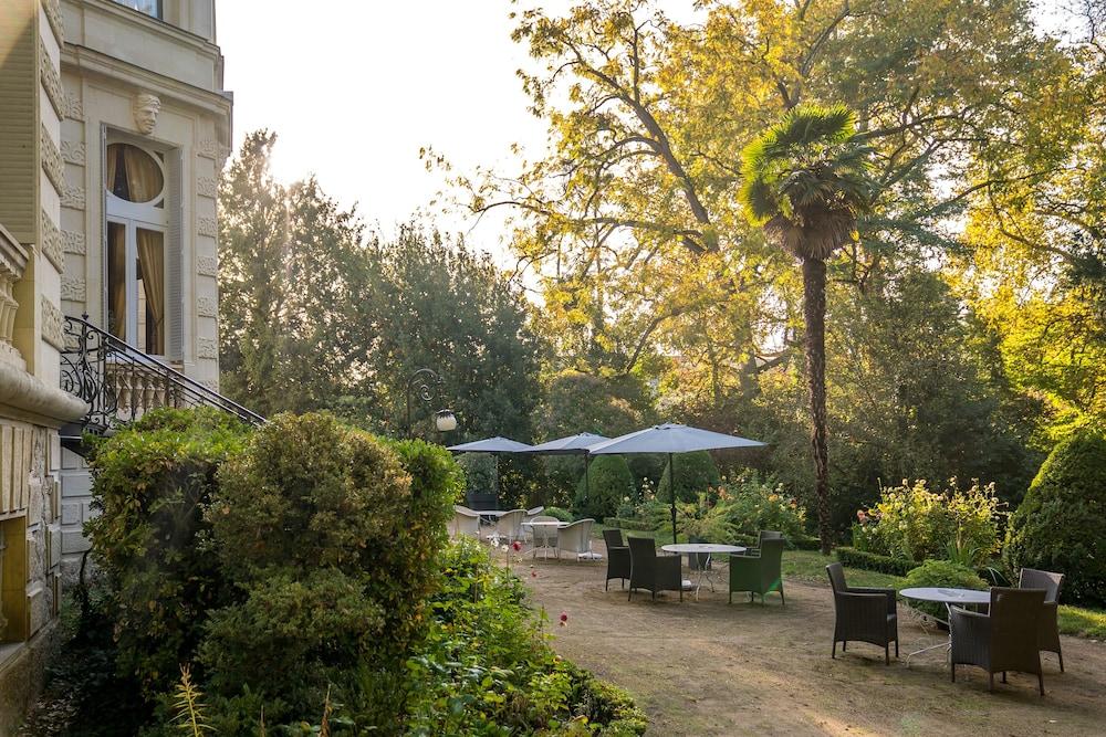Hotel Chateau De Verrieres & Spa ソミュール エクステリア 写真