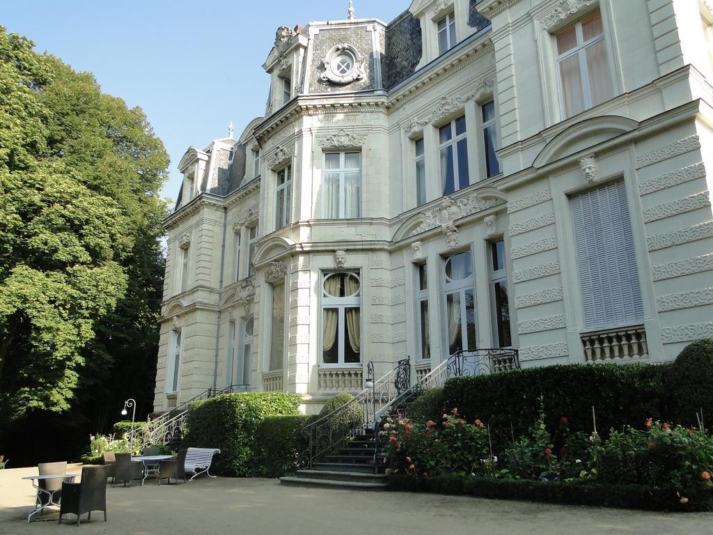 Hotel Chateau De Verrieres & Spa ソミュール エクステリア 写真
